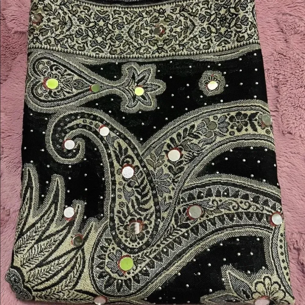 Scarf w/mirror